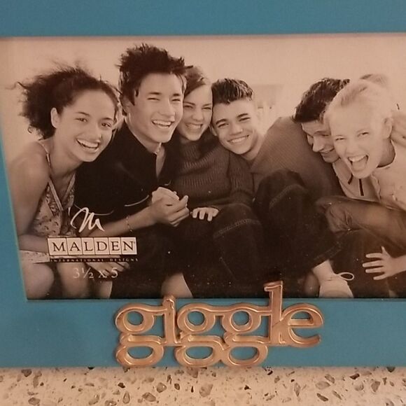 GIGGLE BLUE FRAME!!!   - Picture 4 of 5